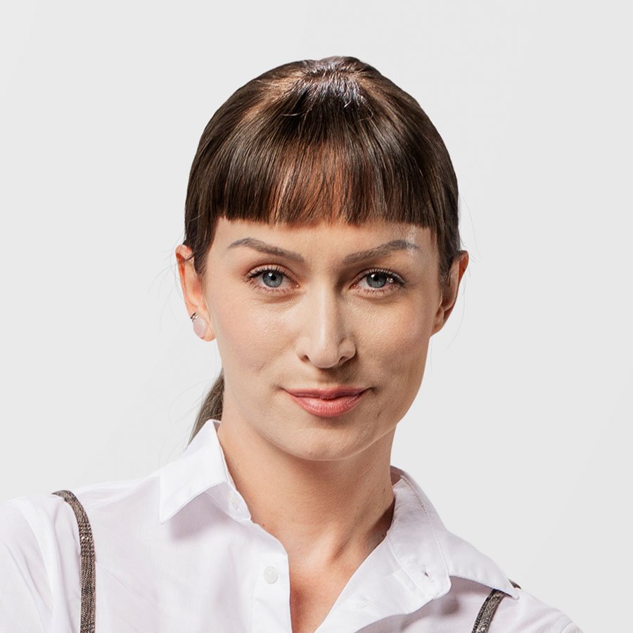 businesswoman-in-a-studio-full-body-shot-GNF2QV3.jpg